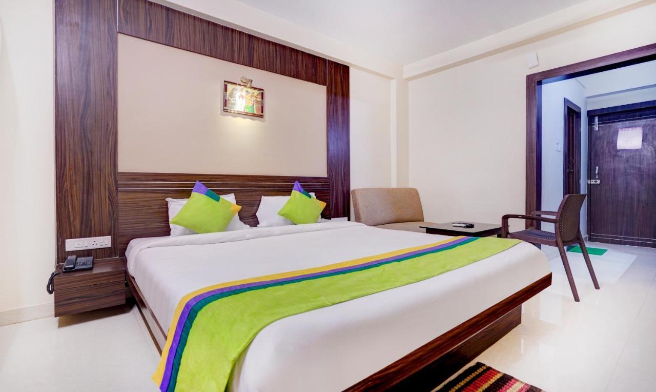 Treebo Trend Globe International Puri Hotel Exterior photo